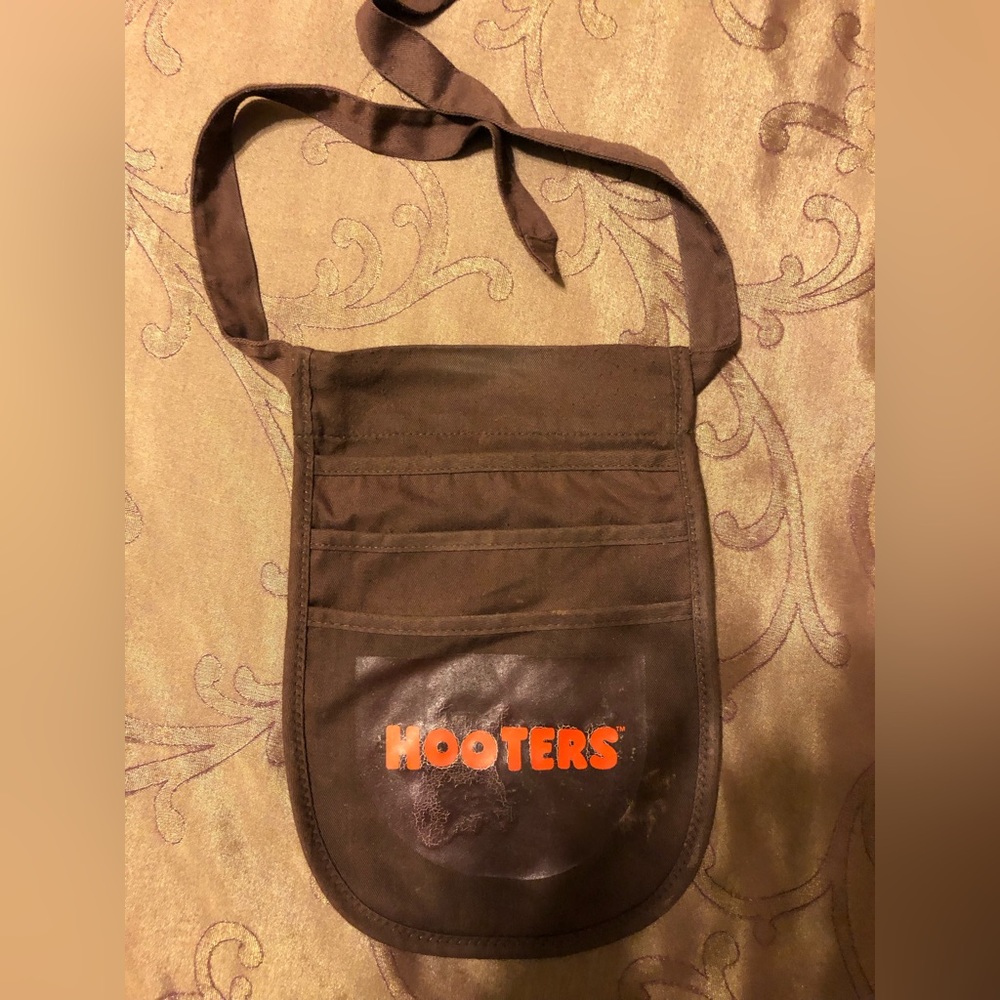 Brown Hooters Pouch